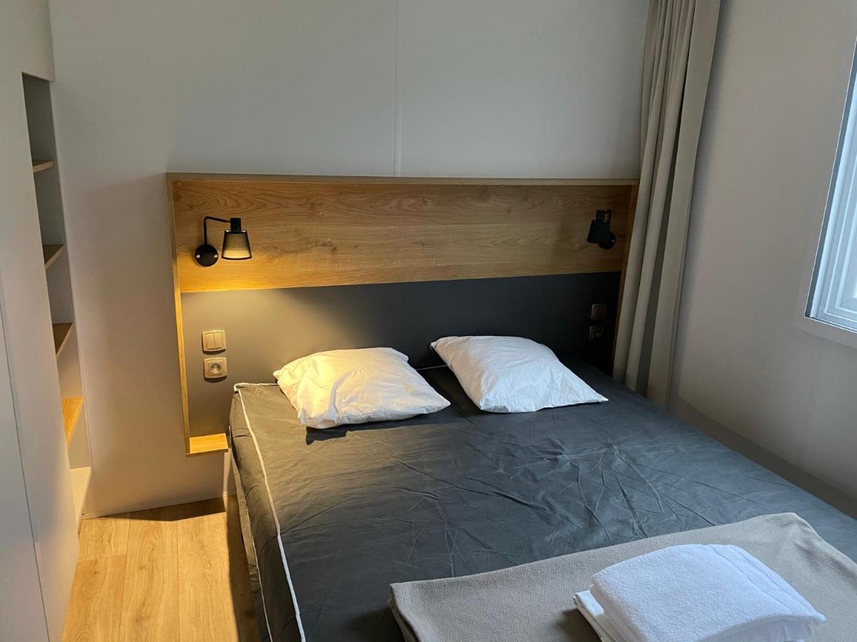 Mobilhome Tout Confort M9 Domaine De Lanniron 坎佩尔 外观 照片
