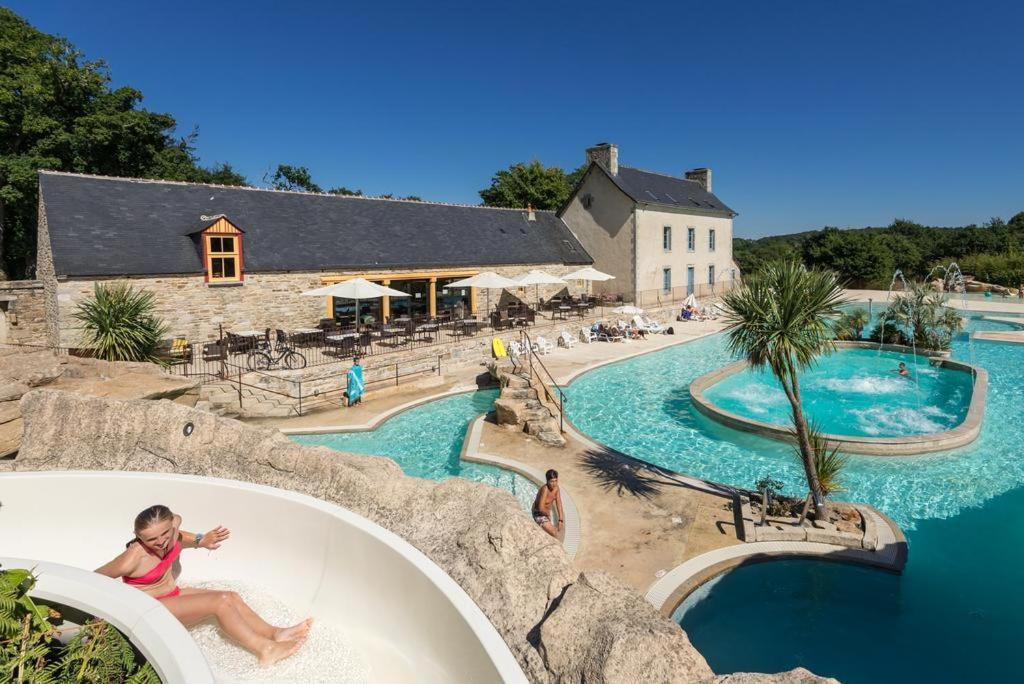 Mobilhome Tout Confort M9 Domaine De Lanniron 坎佩尔 外观 照片